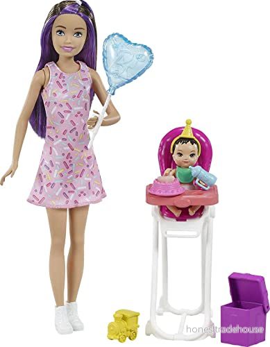 Barbie GRP40 - Skipper Babysitters Inc,-lekset med Skipper-docka, Barndocka som Ändrar Färg, Barnstol och Tillbehör, för Barn är 3 till 7 år 887961909623