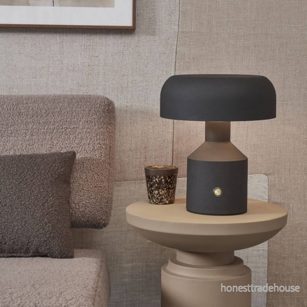 IT’S ABOUT ROMI Porto bordslampa, 30 cm, svart, metall 8716248087148 IT’S ABOUT ROMI Porto bordslampa, 30 cm, svart, metall 8716248087148