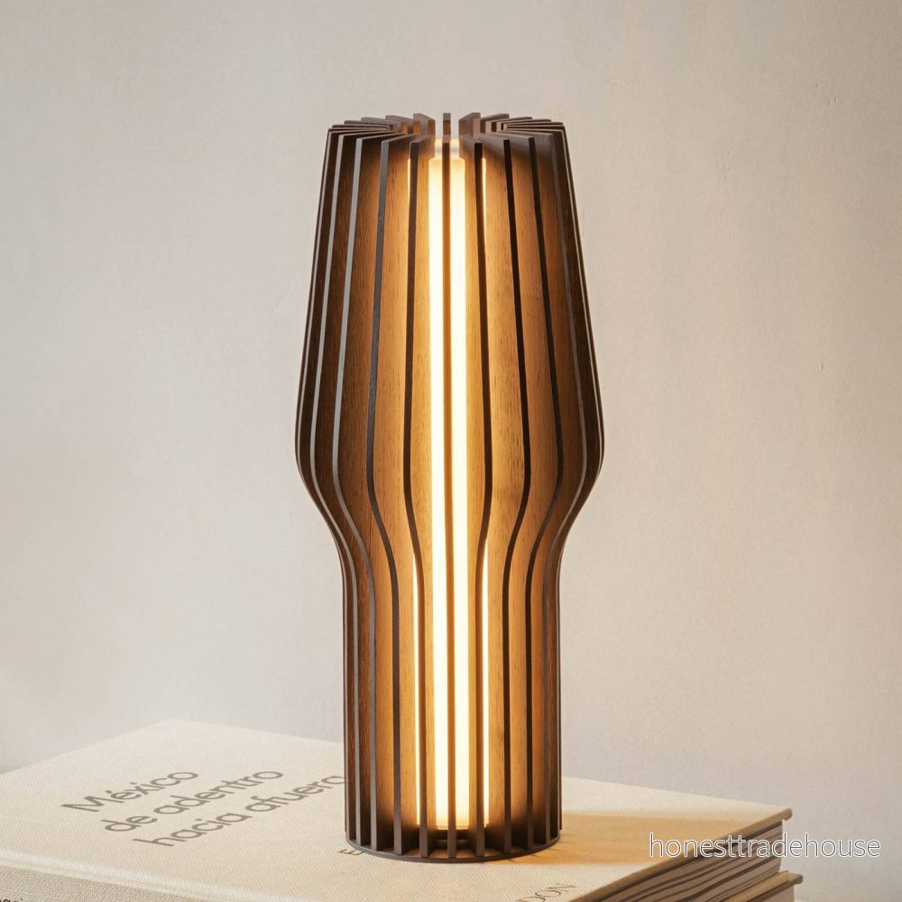 Eva Solo LED bordslampa Radiant, mörkt trä, Ø 9,5 cm 5706631207294