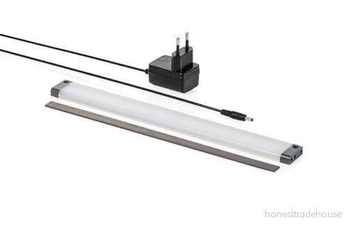 DIGITUS LED skåpbelysning nätverks och serverskåp magnetfäste infra röd dörröppningssensor 223 lumen effekt 3,3 W 4016032361053